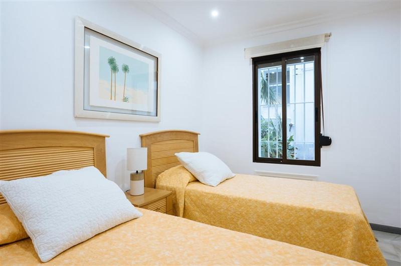 Vivienda Turistica Atanasio Barron- Free Parking Apartment *